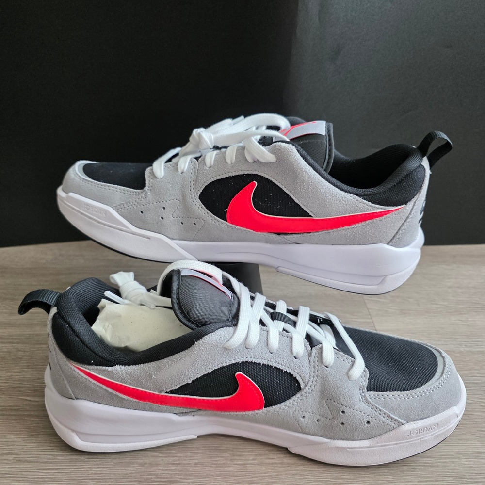 Jordan CMFT Era Wolf Grey Black Infrared HJ6777-006 Mens 11 Low Top Sneakers